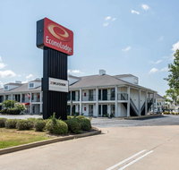 Econo Lodge Tupelo - Accommodation Rooms