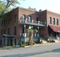 Iron Horse Hotel and Restaurant - Accommodation Rooms