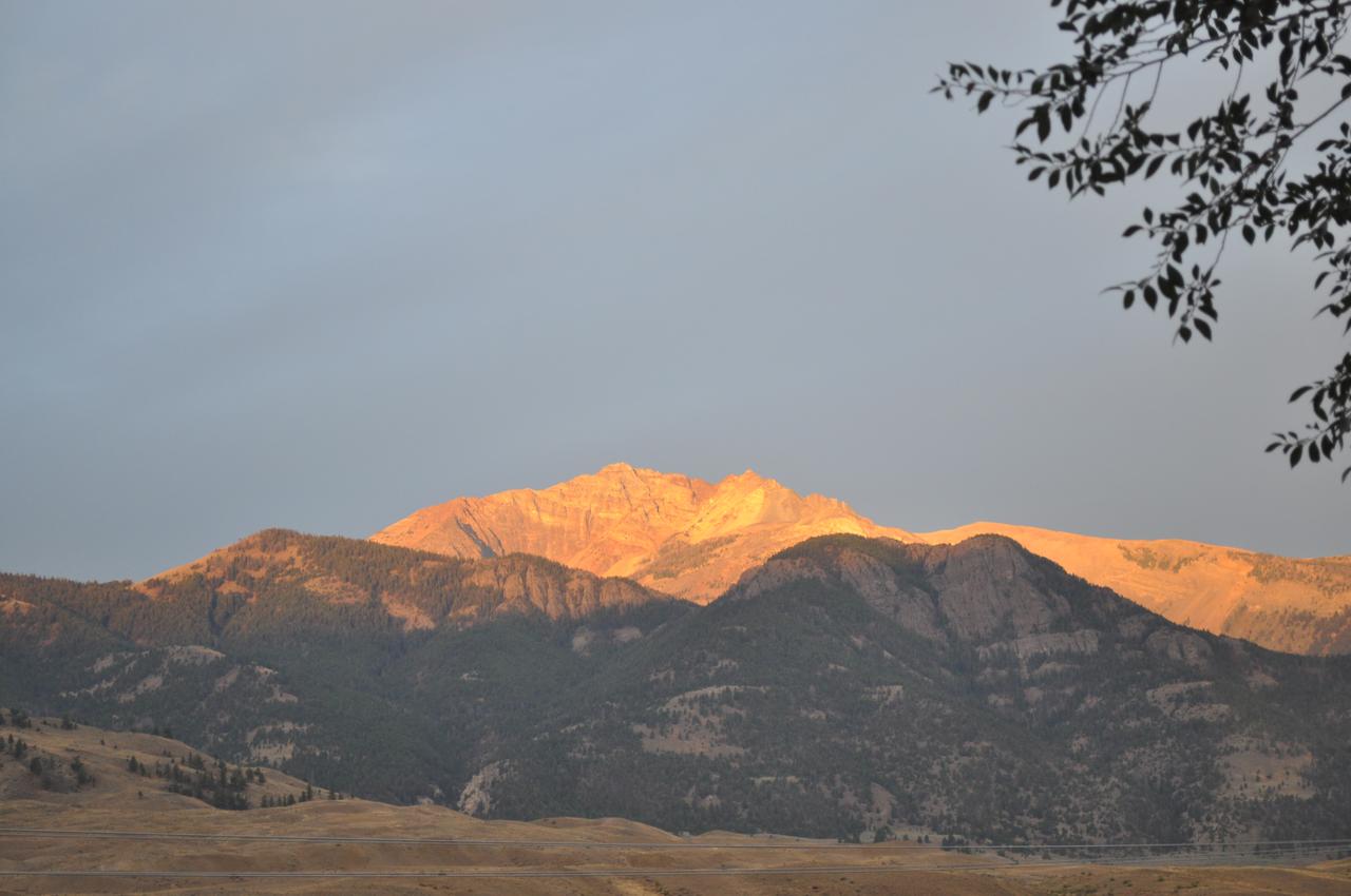 Yellowstone Village Inn And Suites - thumb 26