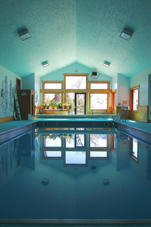 Yellowstone Village Inn And Suites - thumb 8