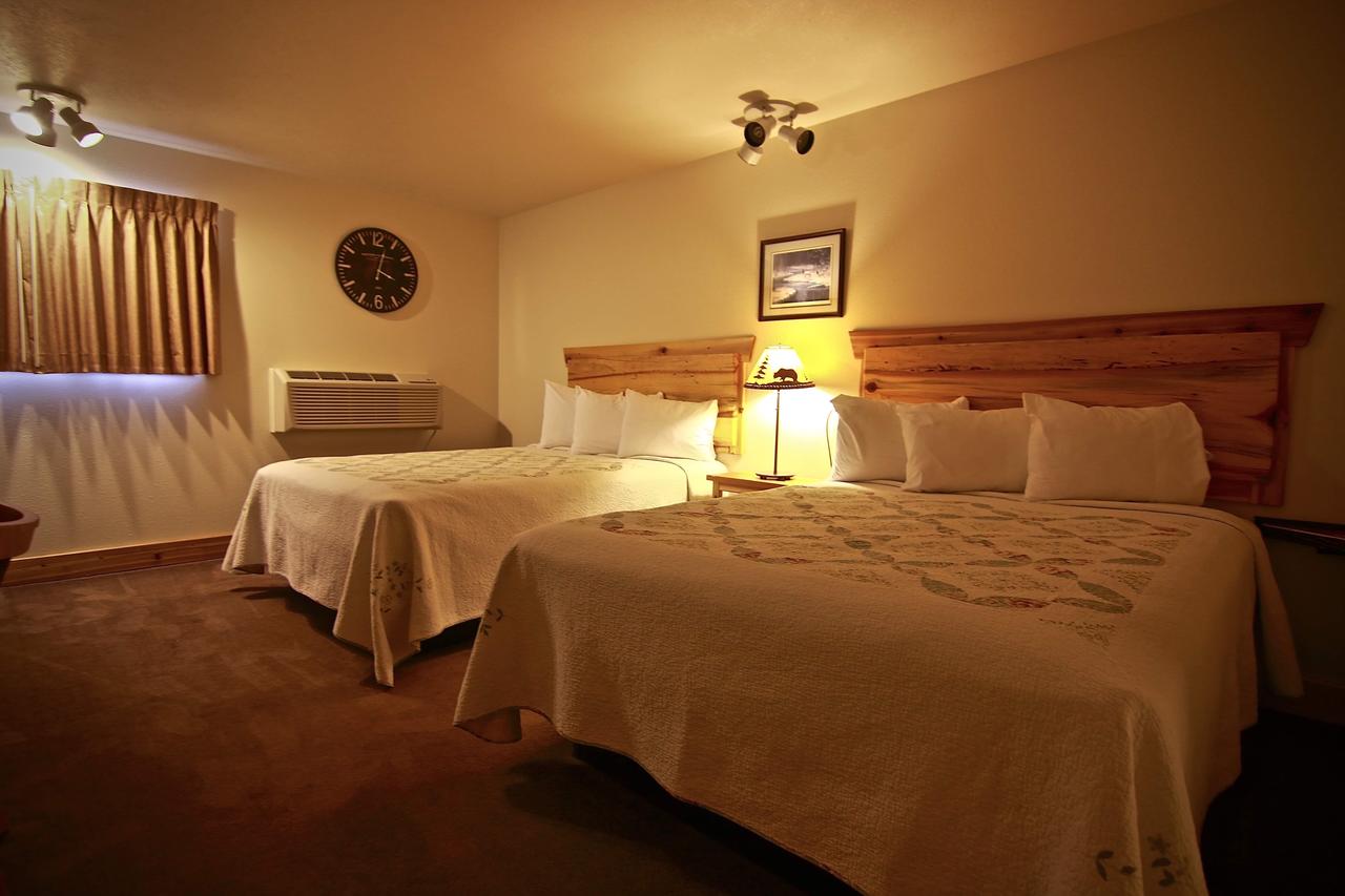 Yellowstone Village Inn And Suites - thumb 6