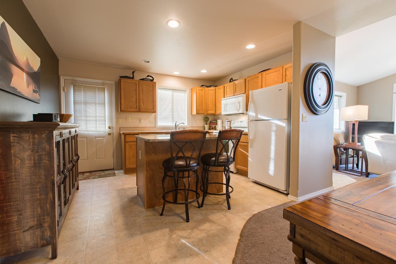 Fox Hollow Home - thumb 3