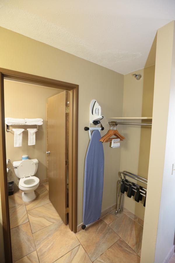 Best Western Weston Inn - thumb 2