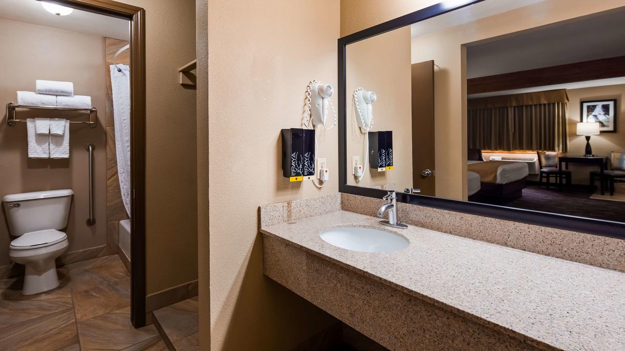 Best Western Weston Inn - thumb 18