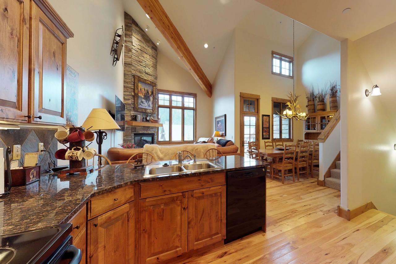 Alpenglow 19C - thumb 6