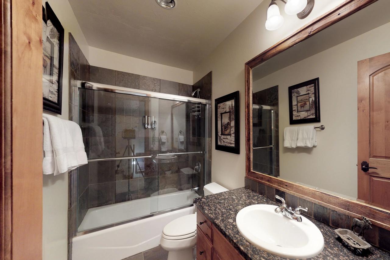 Alpenglow 19C - thumb 8