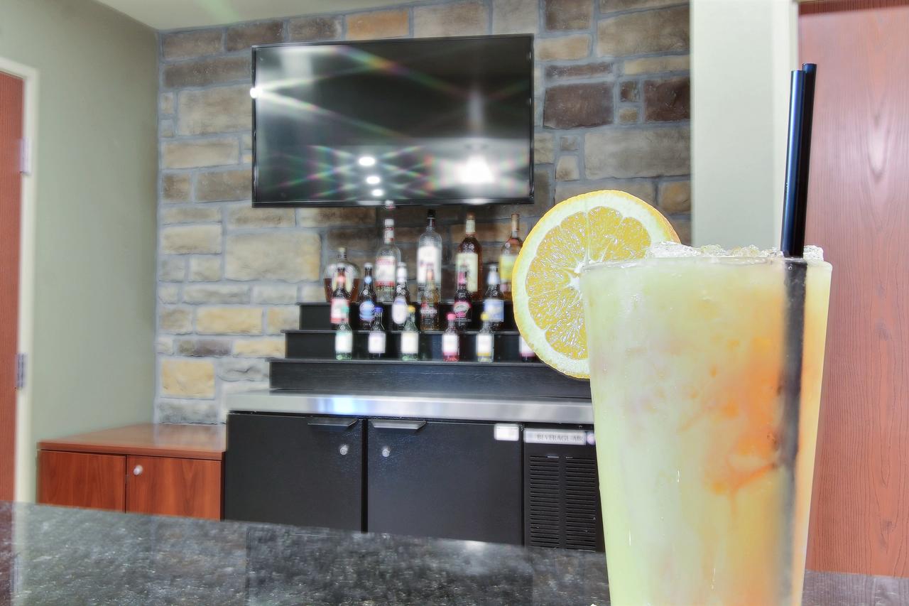 Cobblestone Hotel & Suites - McCook - thumb 41