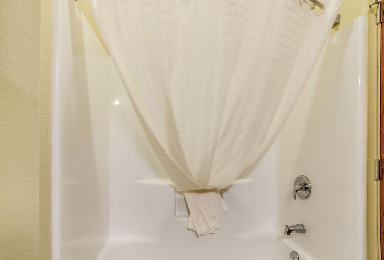 Cobblestone Hotel & Suites - McCook - thumb 20