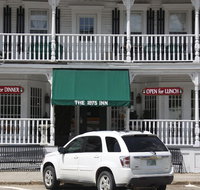 The Tilton Inn - Accommodation Rooms