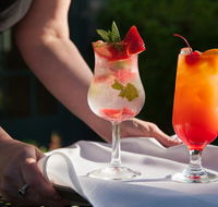 Chesterfield Inn - Accommodation Rooms