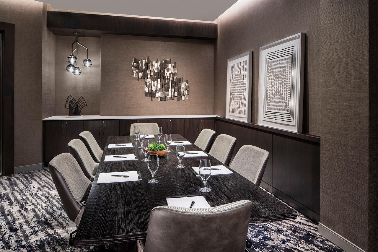 Envue, Autograph Collection - thumb 13