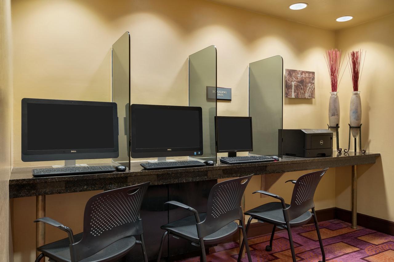 Crowne Plaza Englewood - thumb 12
