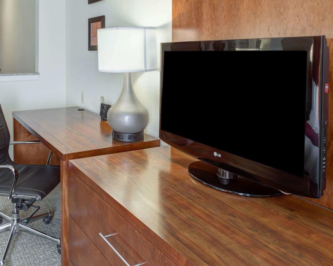 Comfort Suites Newark - Harrison - thumb 16