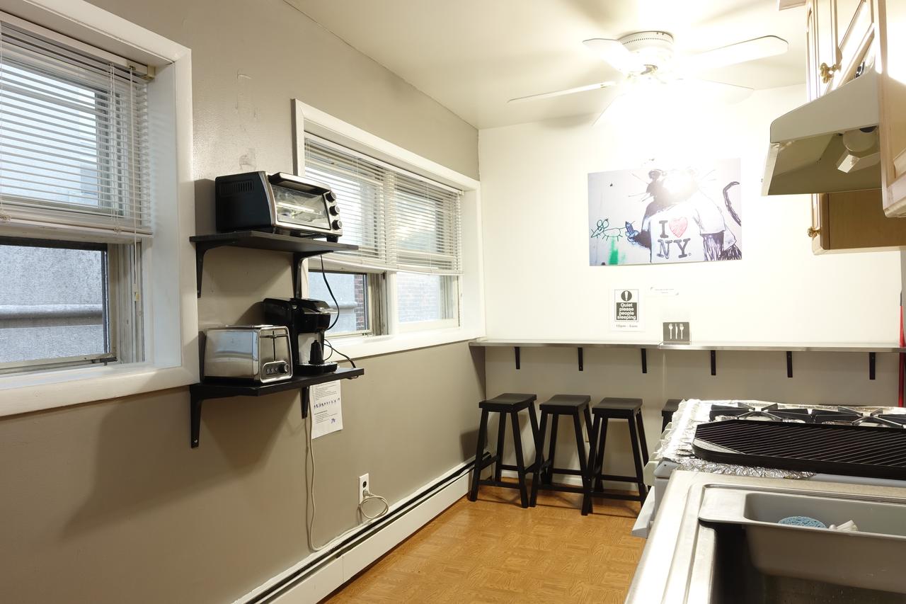 Best Room NYCâœˆï¸ŽEWR Layoverâž¤Walk To NYC Subway - thumb 24