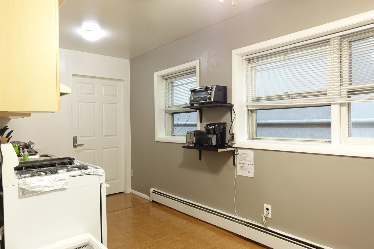 Best Room NYCâœˆï¸ŽEWR Layoverâž¤Walk To NYC Subway - thumb 25