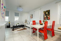 6313 Boulevard East Accommodation Rooms