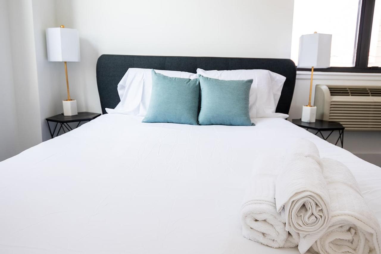 Modern 2BR On Garden St W/ Gym, 15 Min From NYC - thumb 8