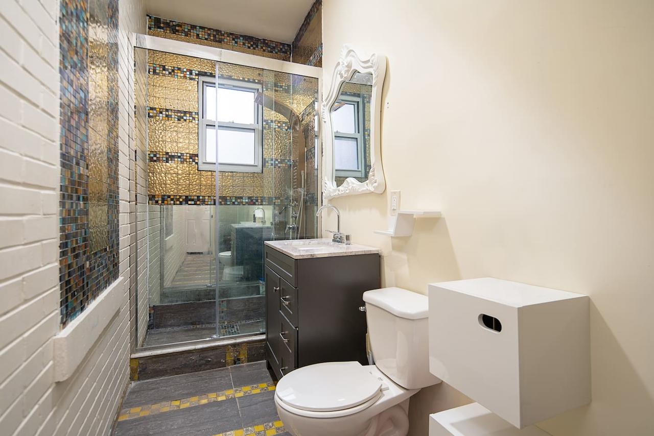 4 Bed 4bath 15Min To NYC.Parking.Balcony NYC View J-1 - thumb 17