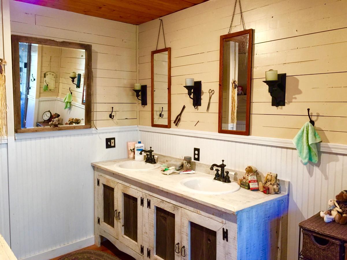 Brinkley House At Sunny Mellow Eco Villa - thumb 37