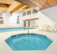 Days Inn & Suites by Wyndham Red Rock-Gallup - Accommodation Rooms
