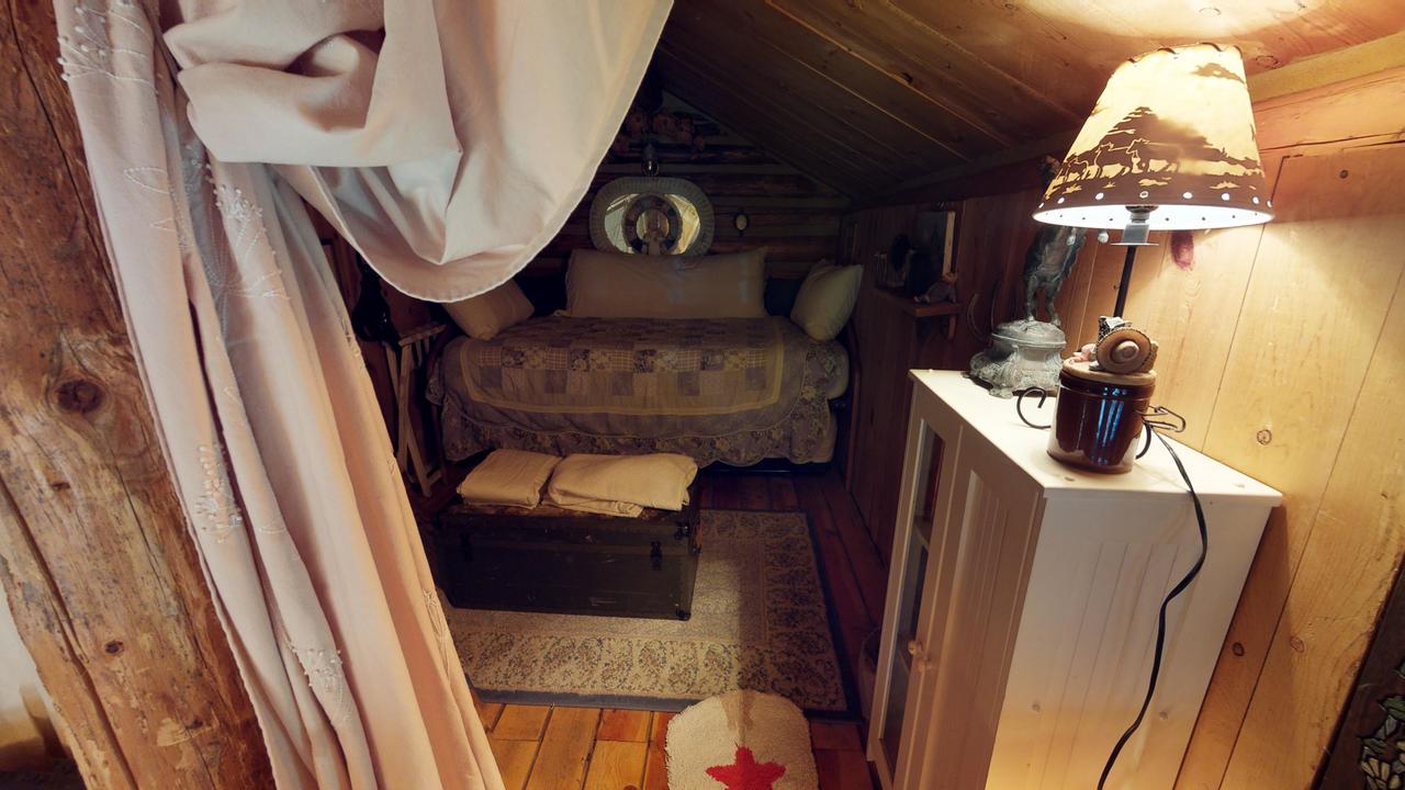 Cabin By The Creek - thumb 25