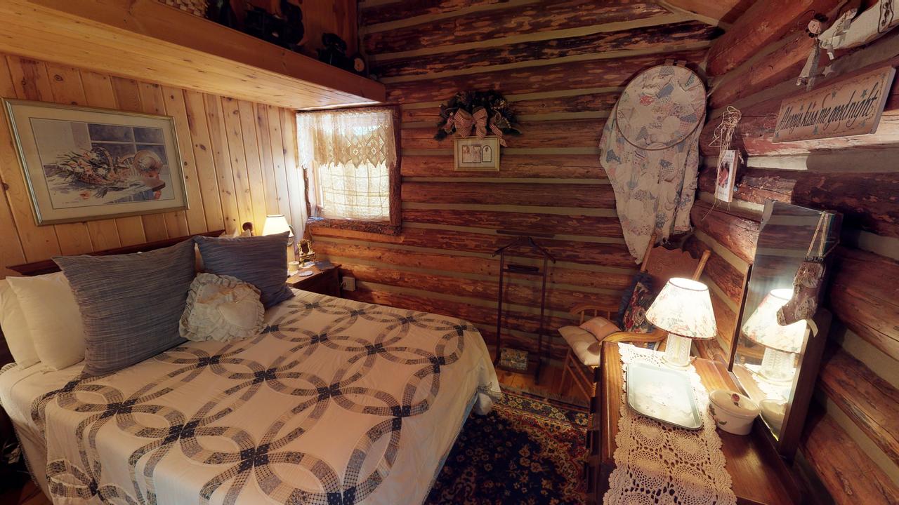 Cabin By The Creek - thumb 26