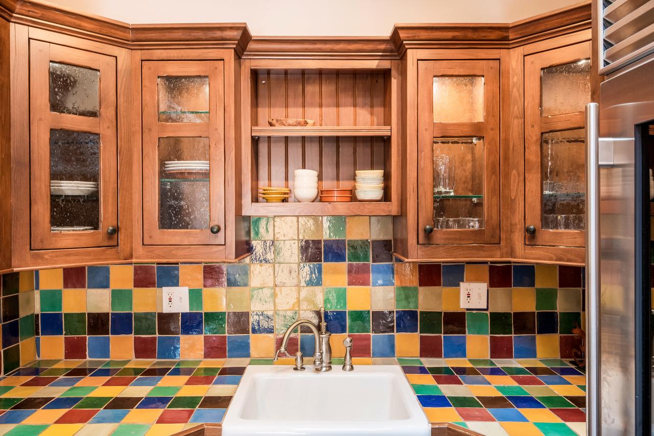 1 Bedroom - 5 Min. Walk To Canyon Rd. - Buena Suerte - thumb 15