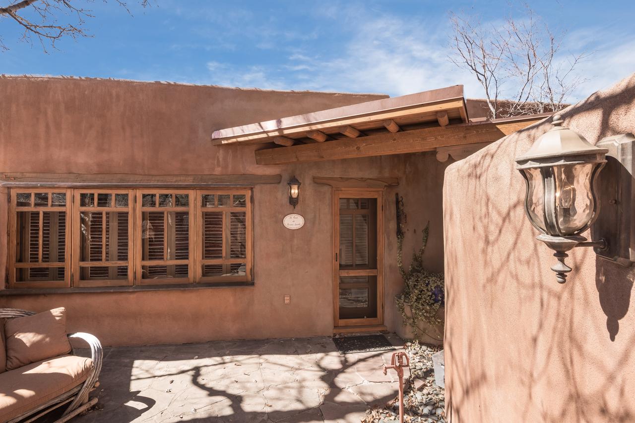 1 Bedroom - 5 Min. Walk To Canyon Rd. - Buena Suerte - thumb 32