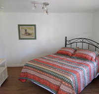 Heart of downtown Reserve comfort  kitchen - Accommodation Rooms