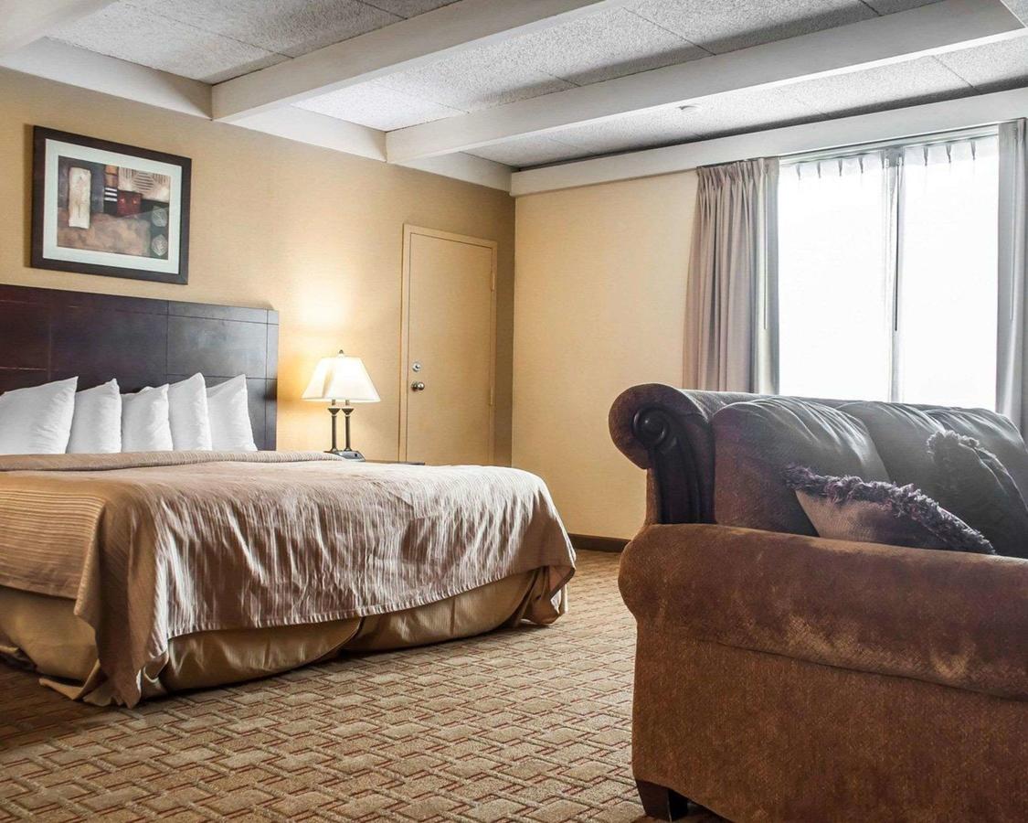 Quality Inn Buffalo Airport - thumb 23