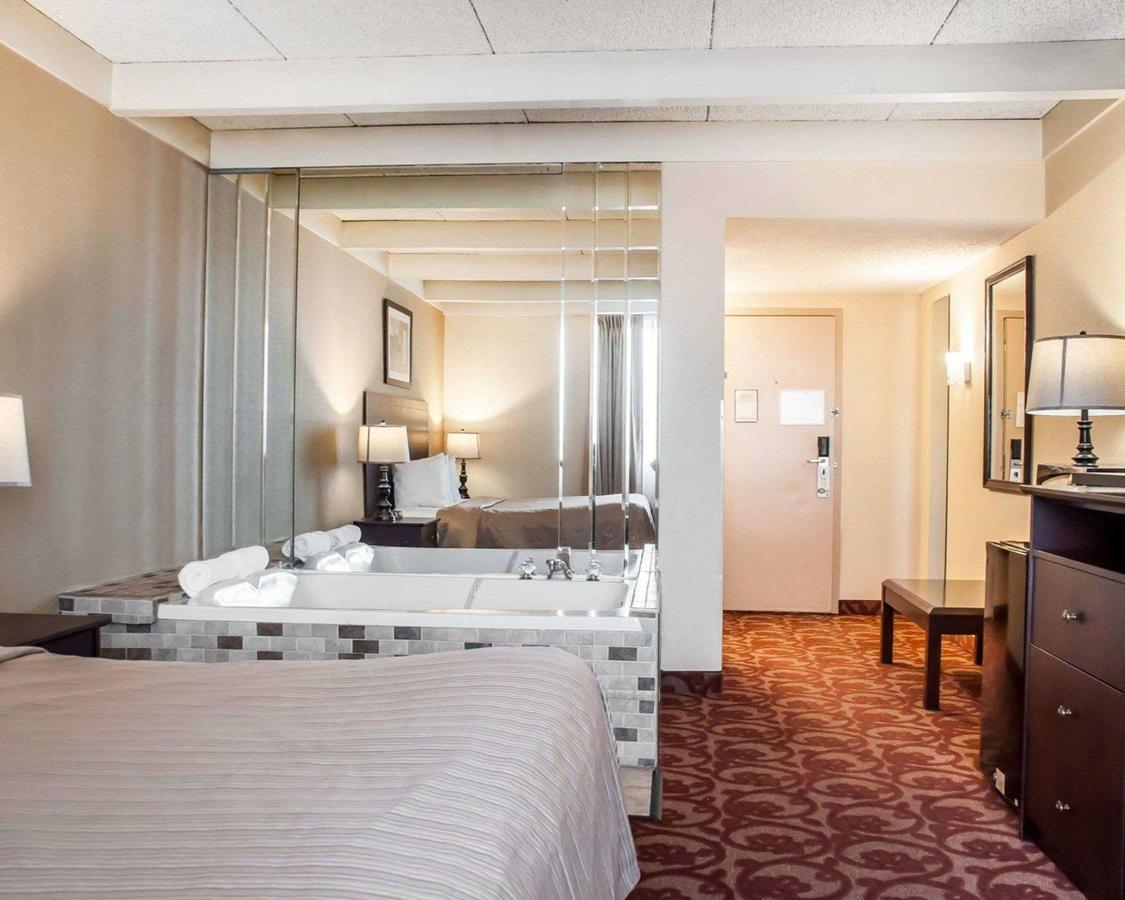 Quality Inn Buffalo Airport - thumb 34