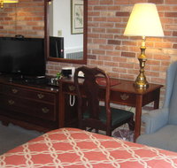 Lockport Inn and Suites - Accommodation Rooms