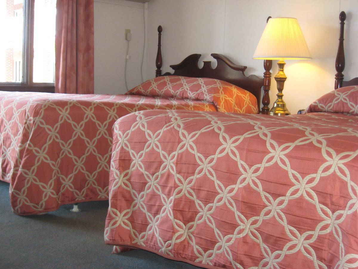 Lockport Inn And Suites - thumb 20