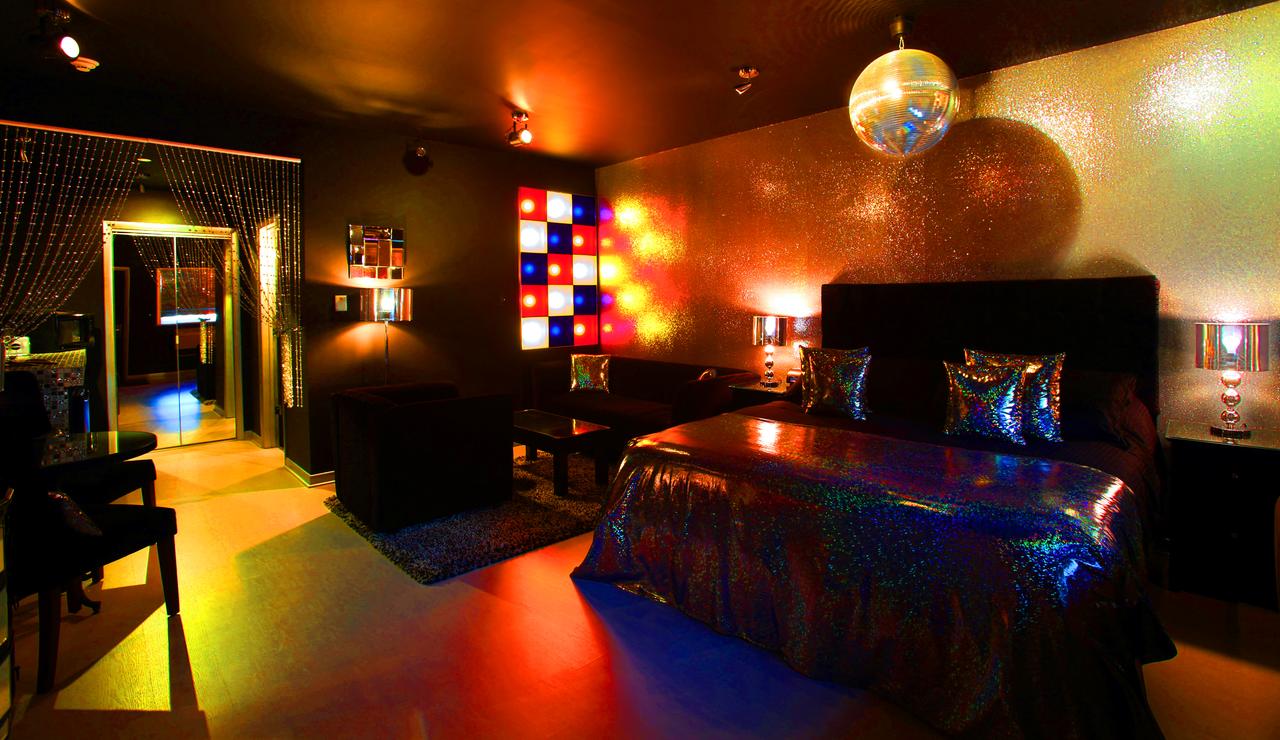 The Roxbury - thumb 19