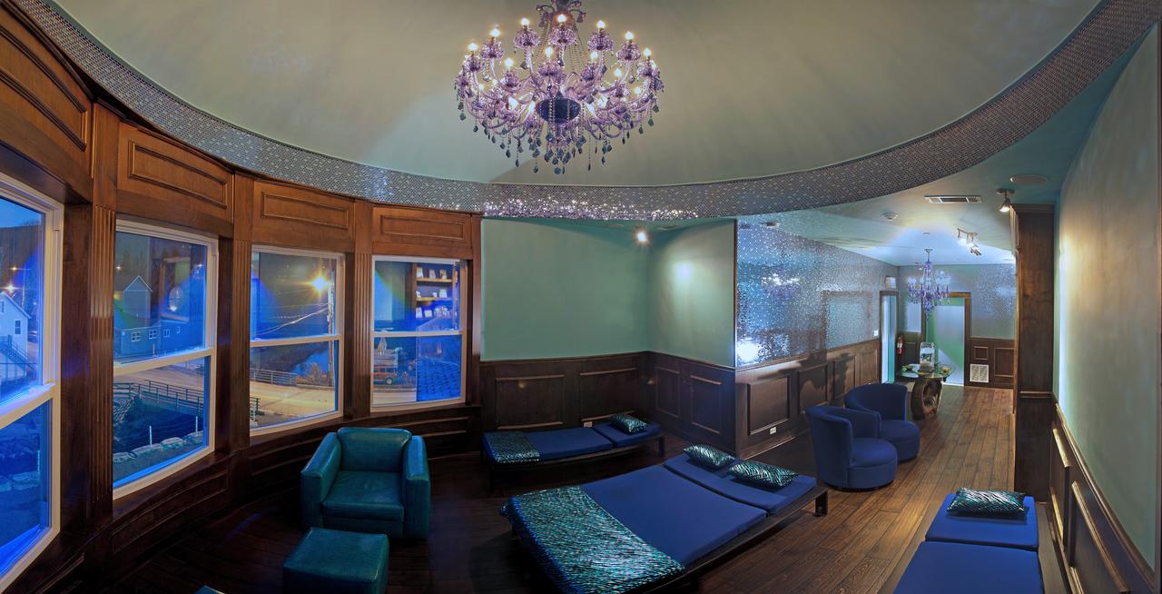 The Roxbury - thumb 10