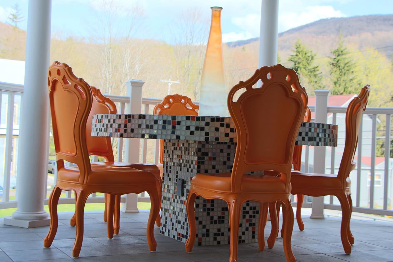 The Roxbury - thumb 42