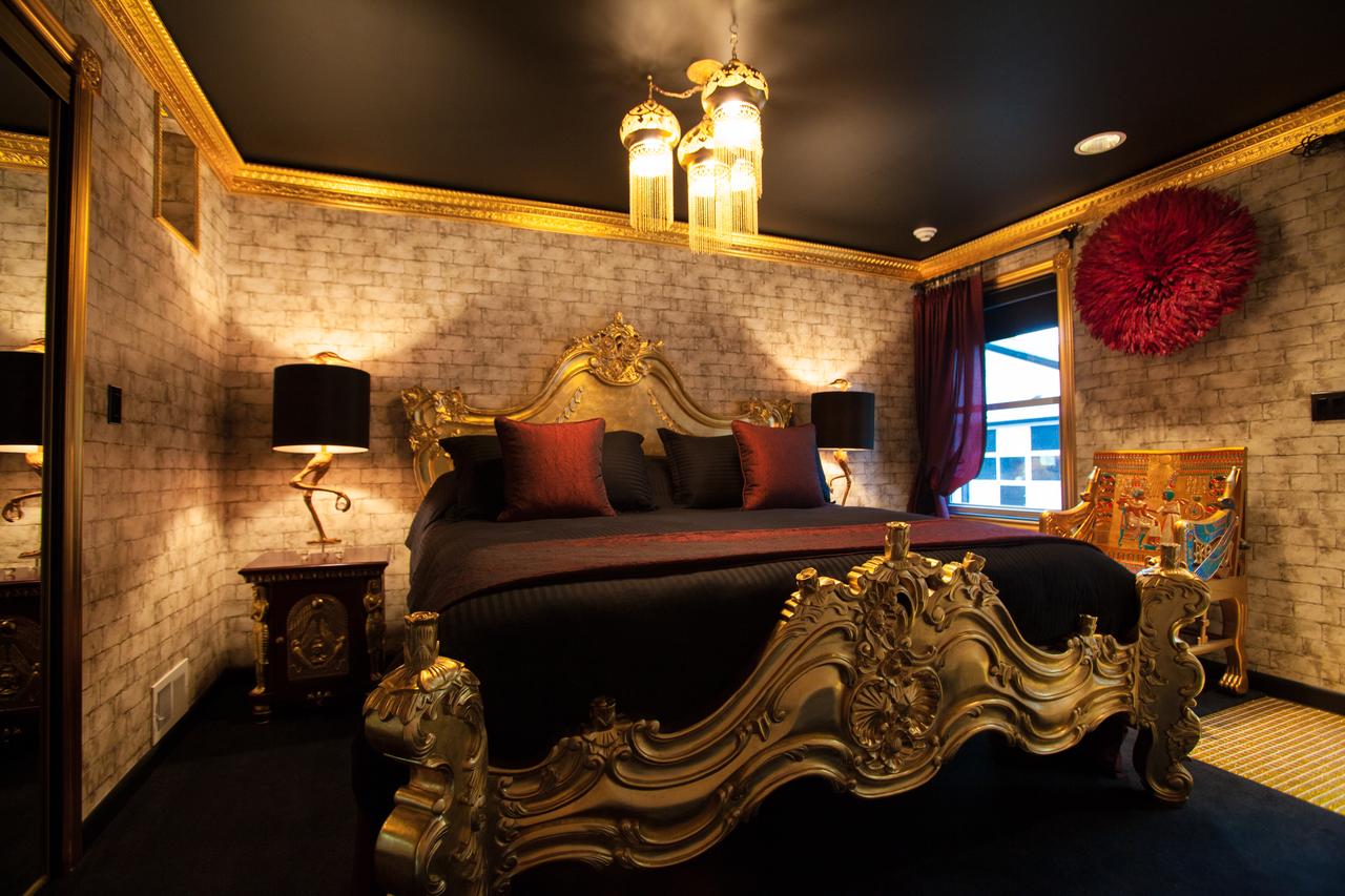 The Roxbury - thumb 15