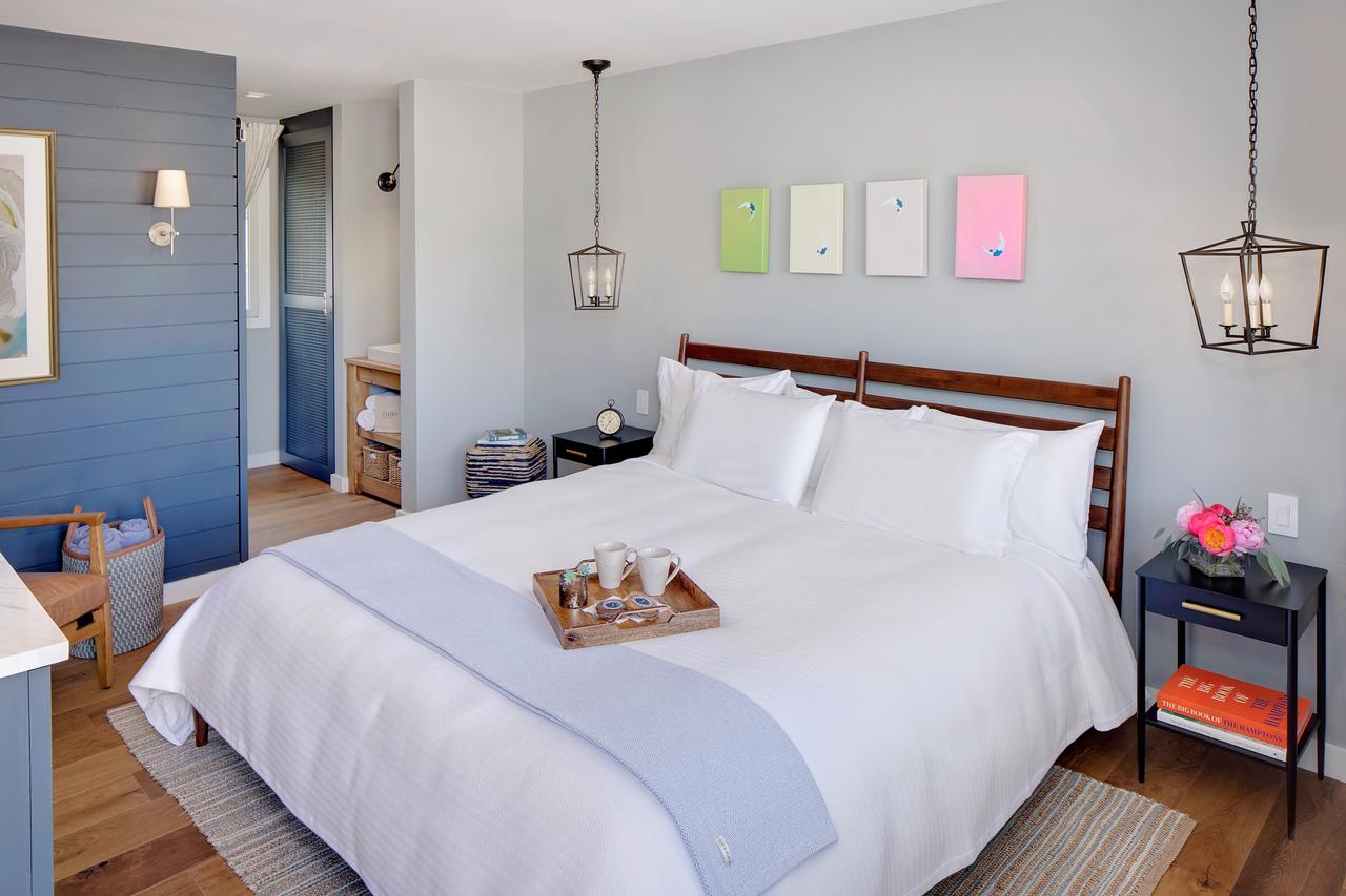 Journey East Hampton - thumb 1