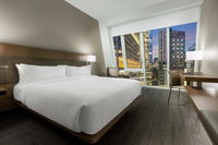 AC Hotel by Marriott New York Times Square Accommodation Rooms