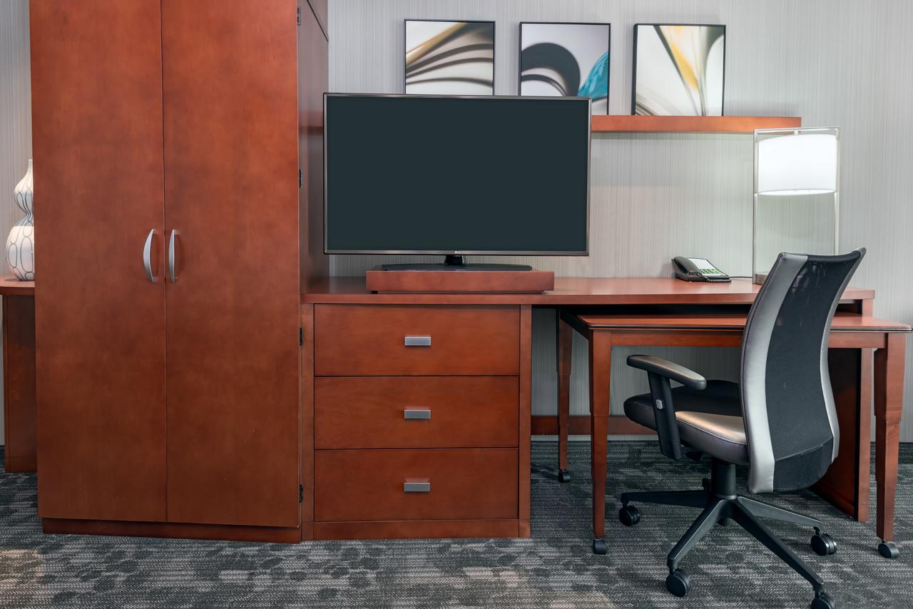 Courtyard By Marriott Buffalo Airport - thumb 22