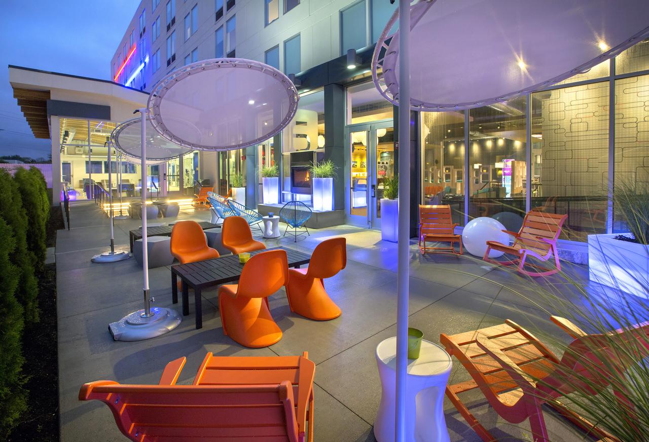 Aloft Buffalo Airport - thumb 6