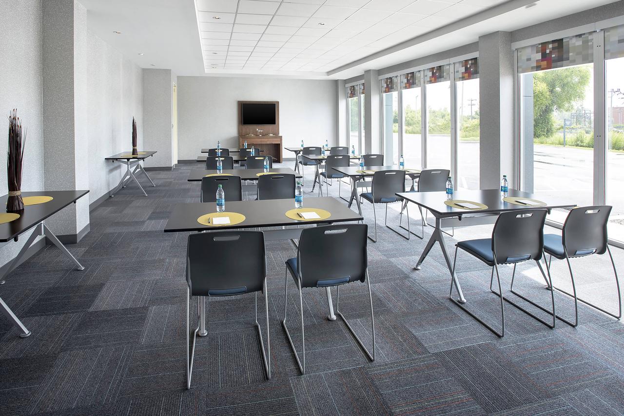 Aloft Buffalo Airport - thumb 22