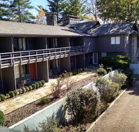 Skyline Lodge and Restaurant - Accommodation Rooms