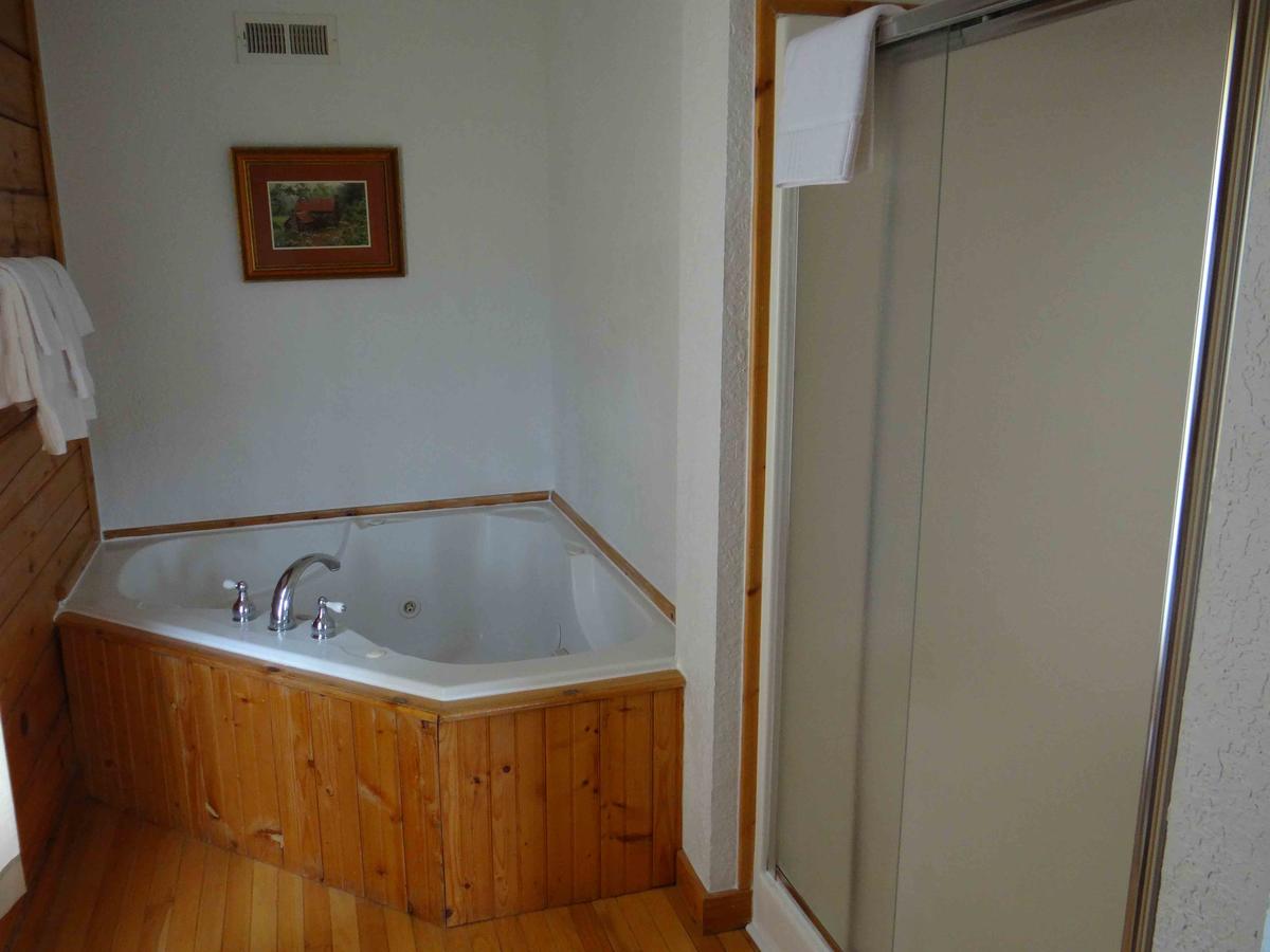 Engadine Inn And Cabins - thumb 2