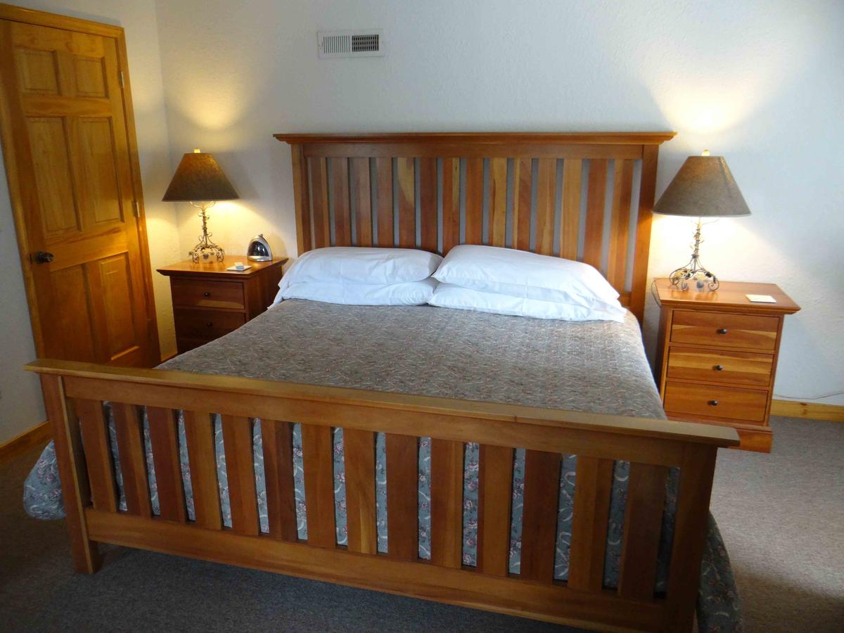 Engadine Inn And Cabins - thumb 8