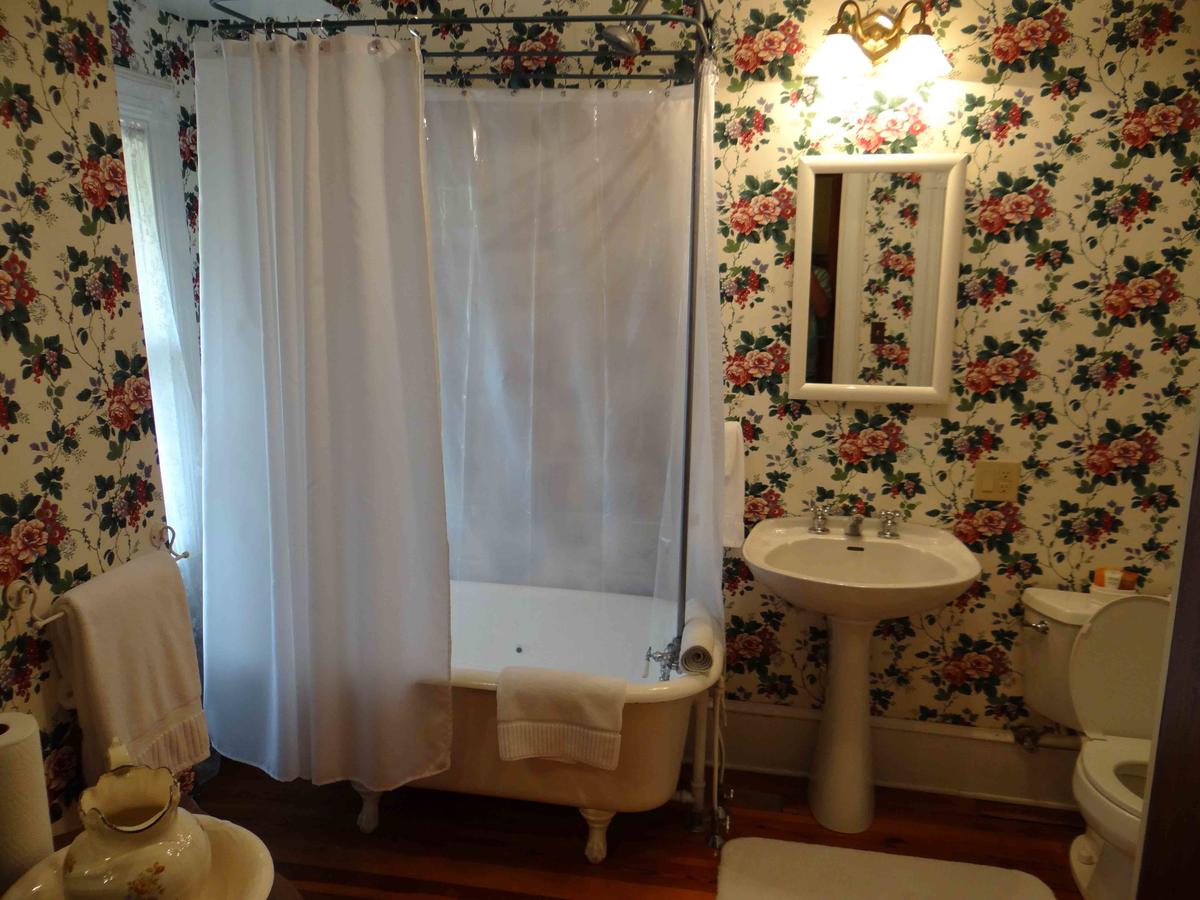 Engadine Inn And Cabins - thumb 43