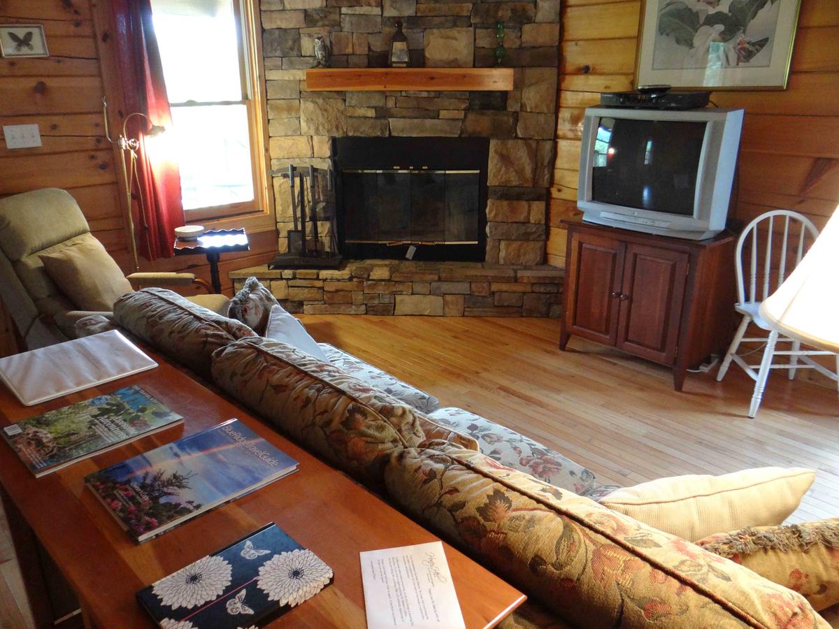 Engadine Inn And Cabins - thumb 7