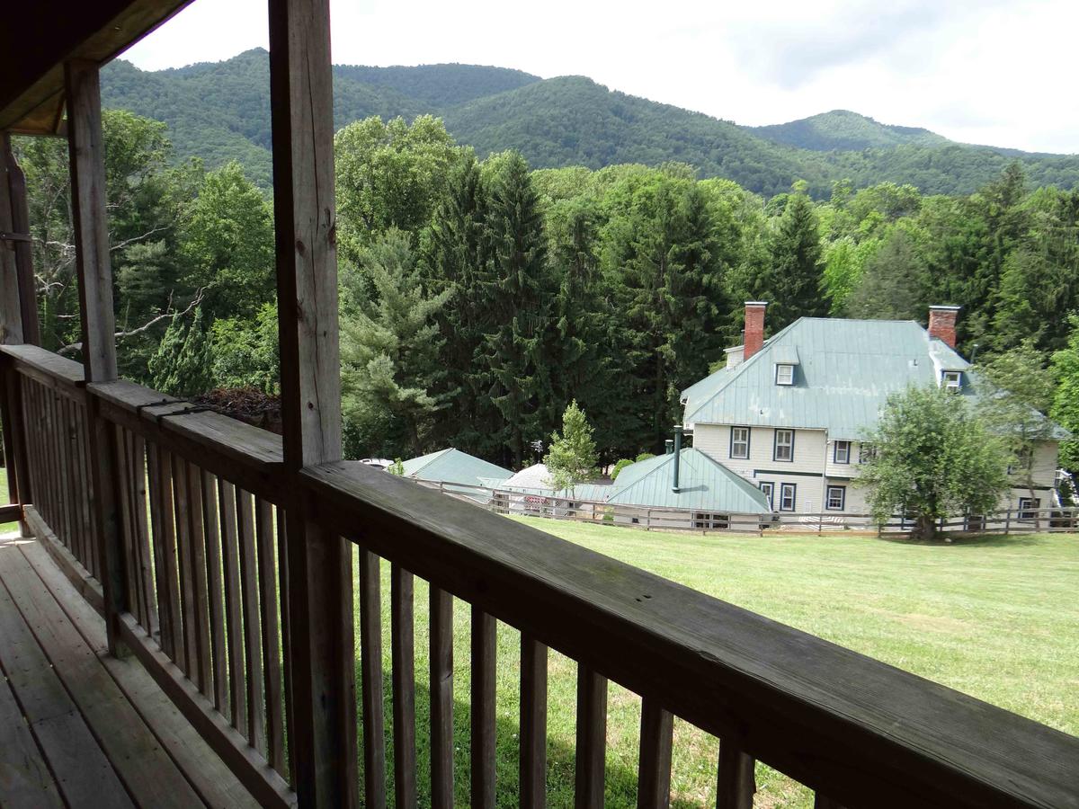 Engadine Inn And Cabins - thumb 11