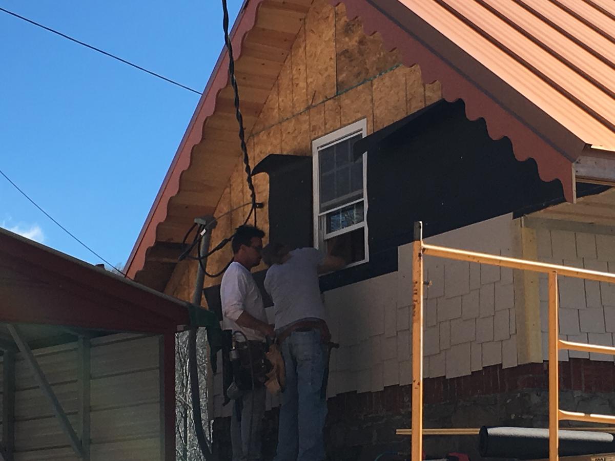 Skyline Village Inn - thumb 38