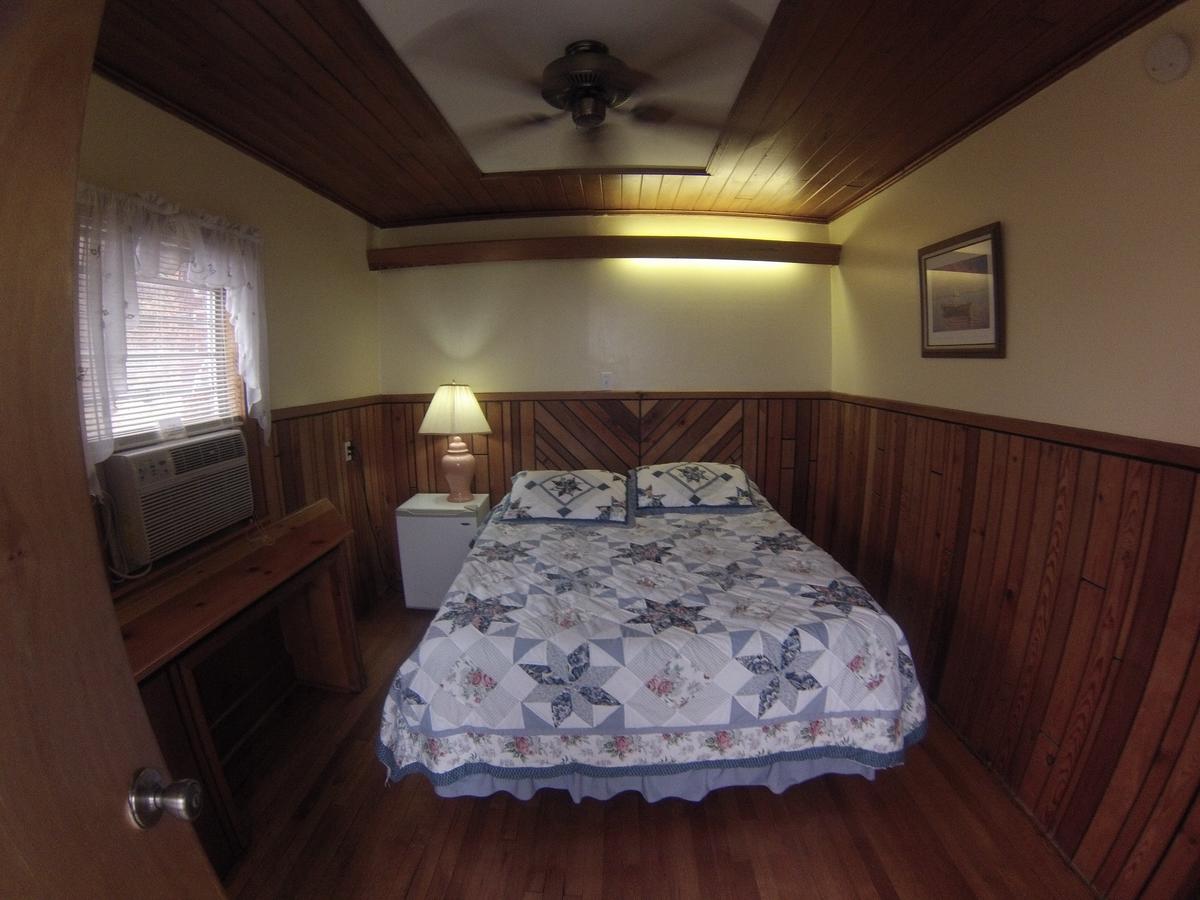 Skyline Village Inn - thumb 8